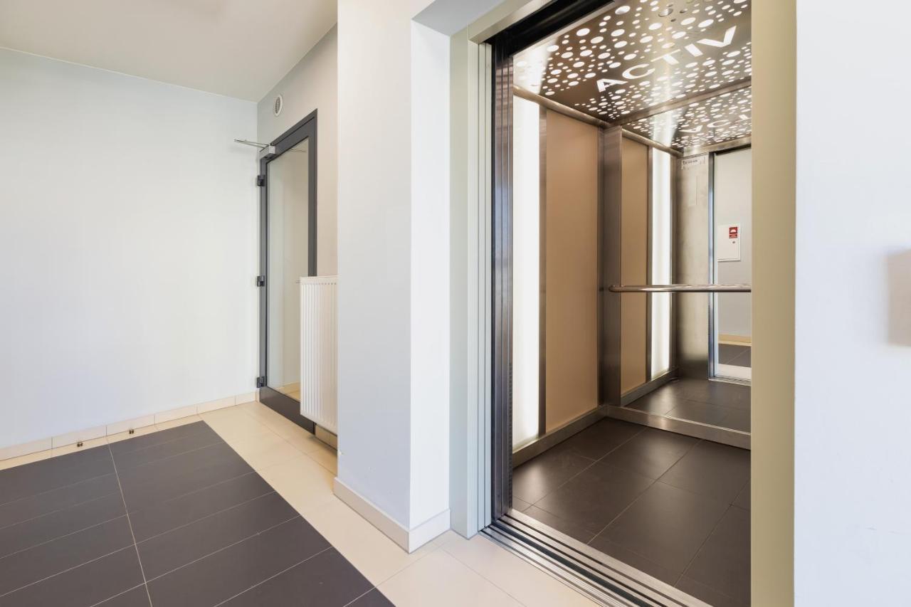 Mogilska Apartments By Renters Prestige Красков Екстериор снимка