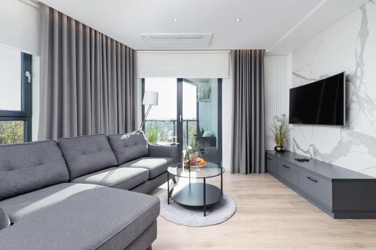 Mogilska Apartments By Renters Prestige Красков Екстериор снимка